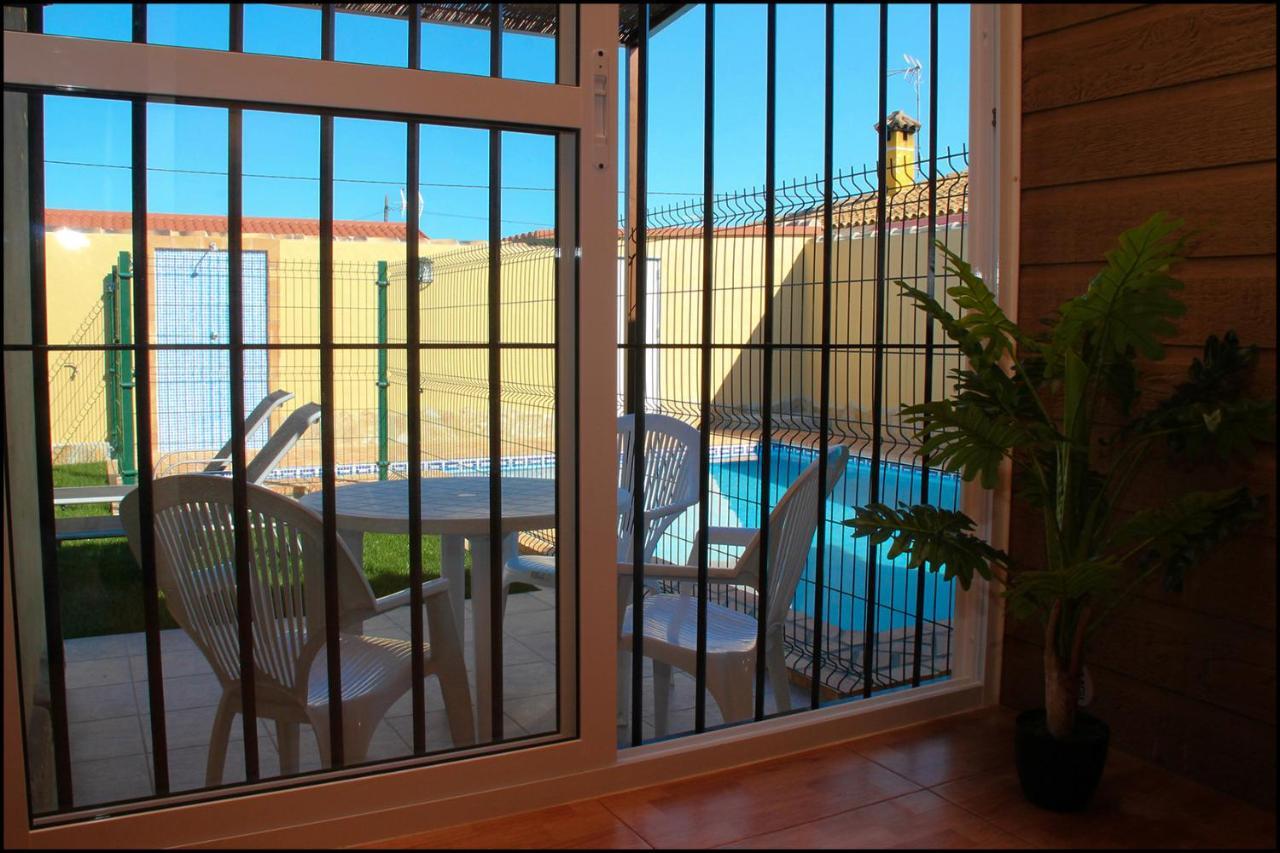 Bungalow Curro Pareja 131 Conil De La Frontera Luaran gambar