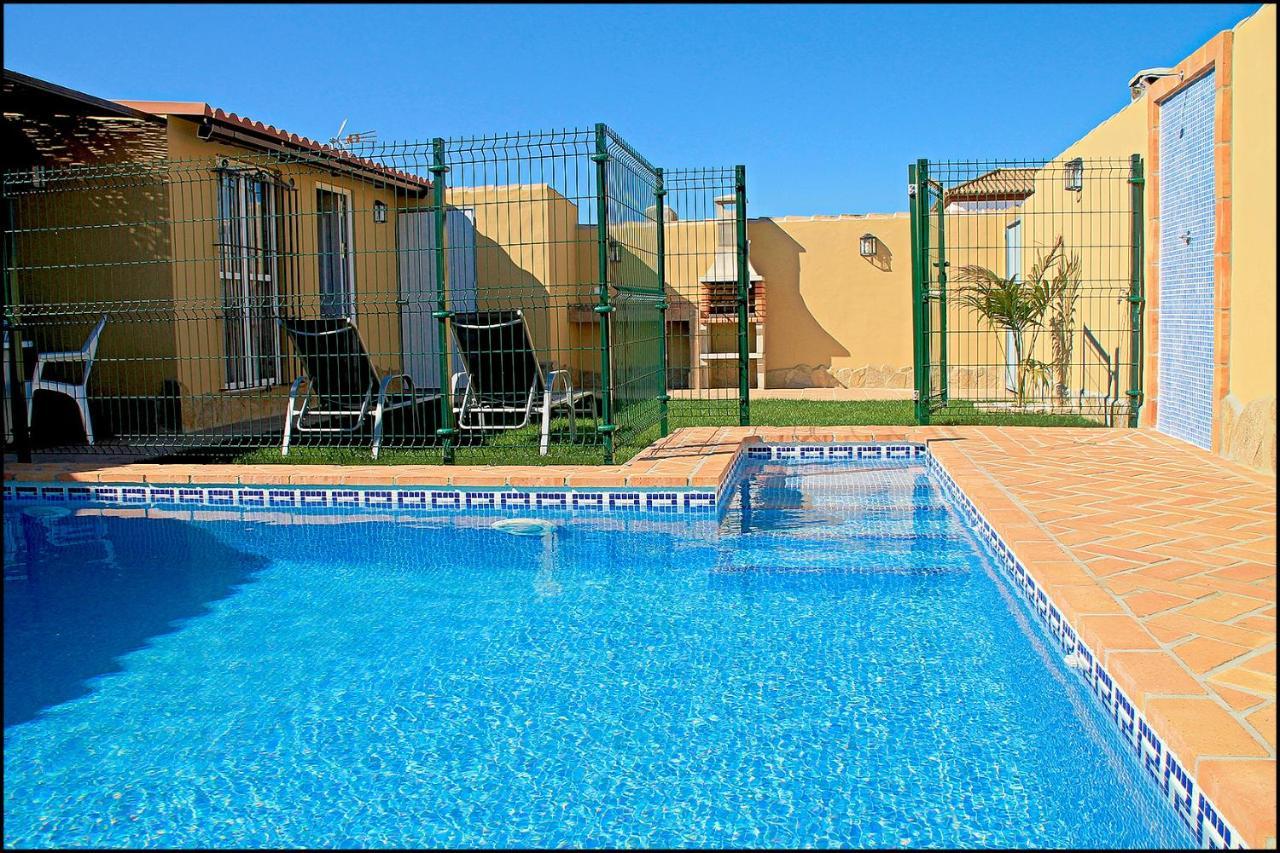 Bungalow Curro Pareja 131 Conil De La Frontera Luaran gambar